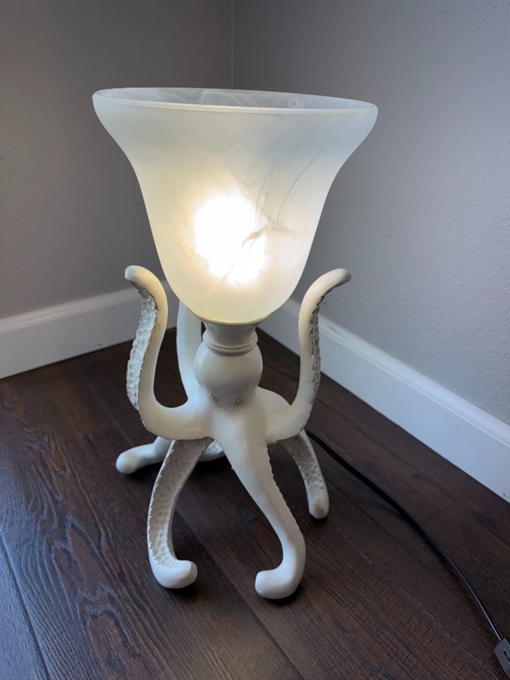 Unique Octopus Table Lamp